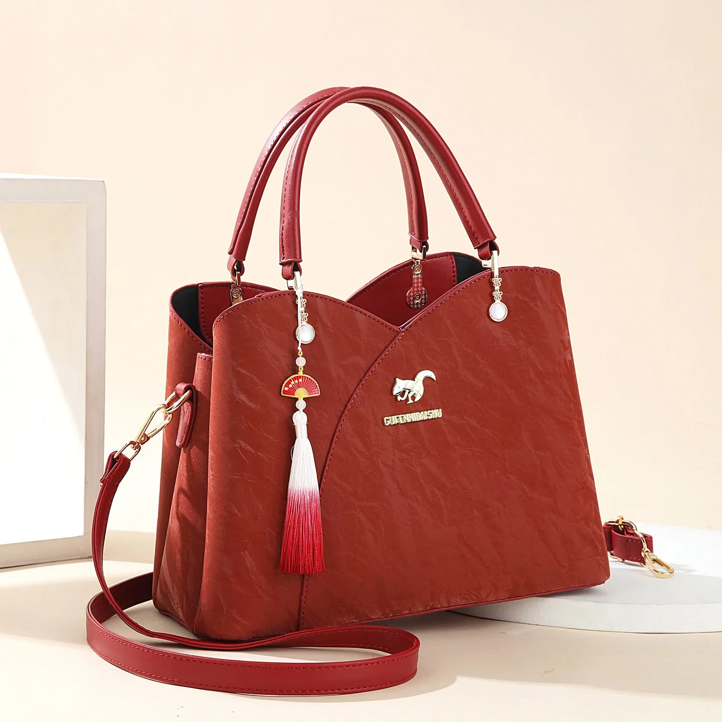 Women's soft PU leather messenger bag in horizontal square shape with urban simplicity styling