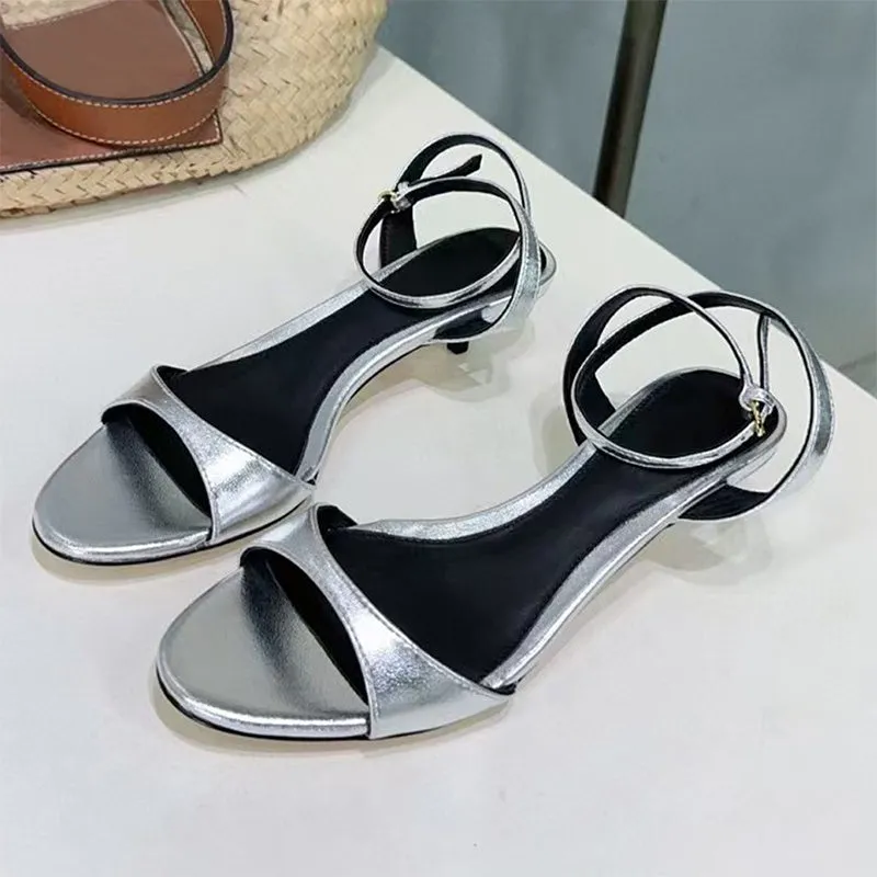 Women's retro French-style leather sandals with open toe and kitten heel in multiple colours