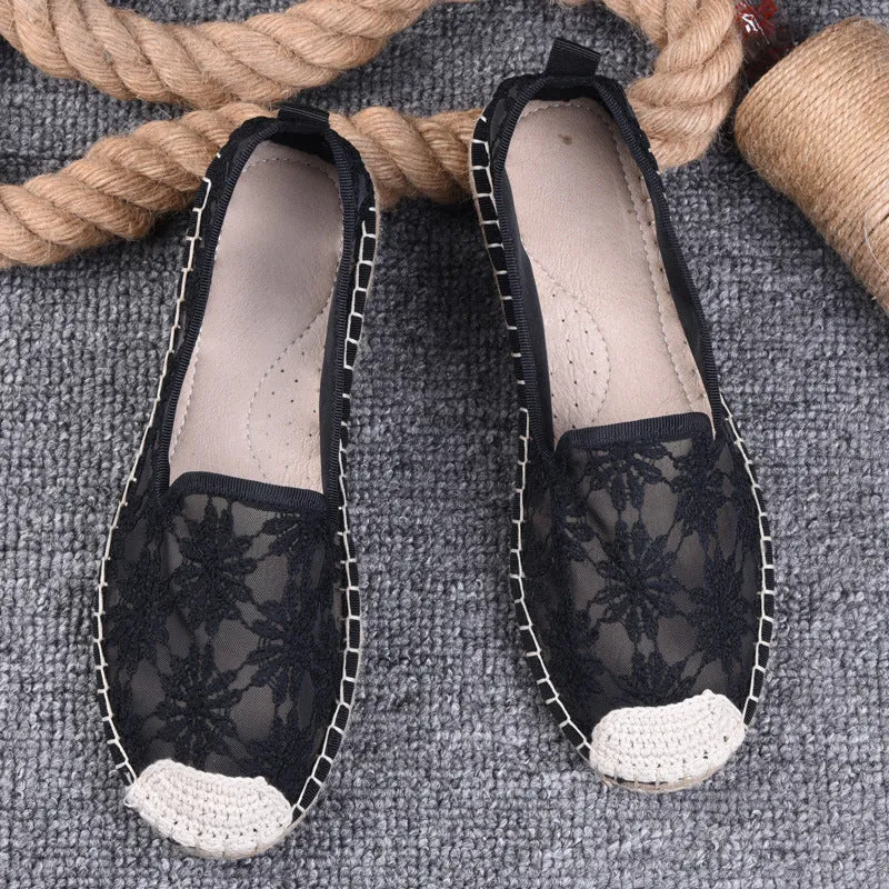 Women's flat-heel linen fisherman shoes in pansy white with sewing thread detail and round toe.