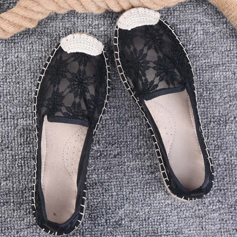 Women's flat-heel linen fisherman shoes in pansy white with sewing thread detail and round toe.