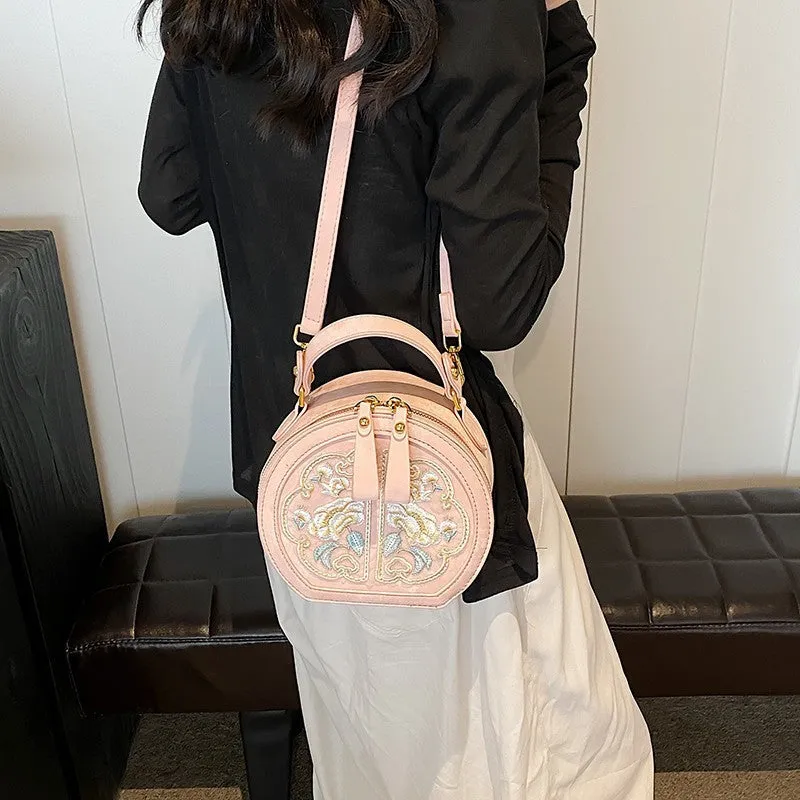 Chinese embroidery handbag in soft PU, horizontal square shape, black, with shoulder strap
