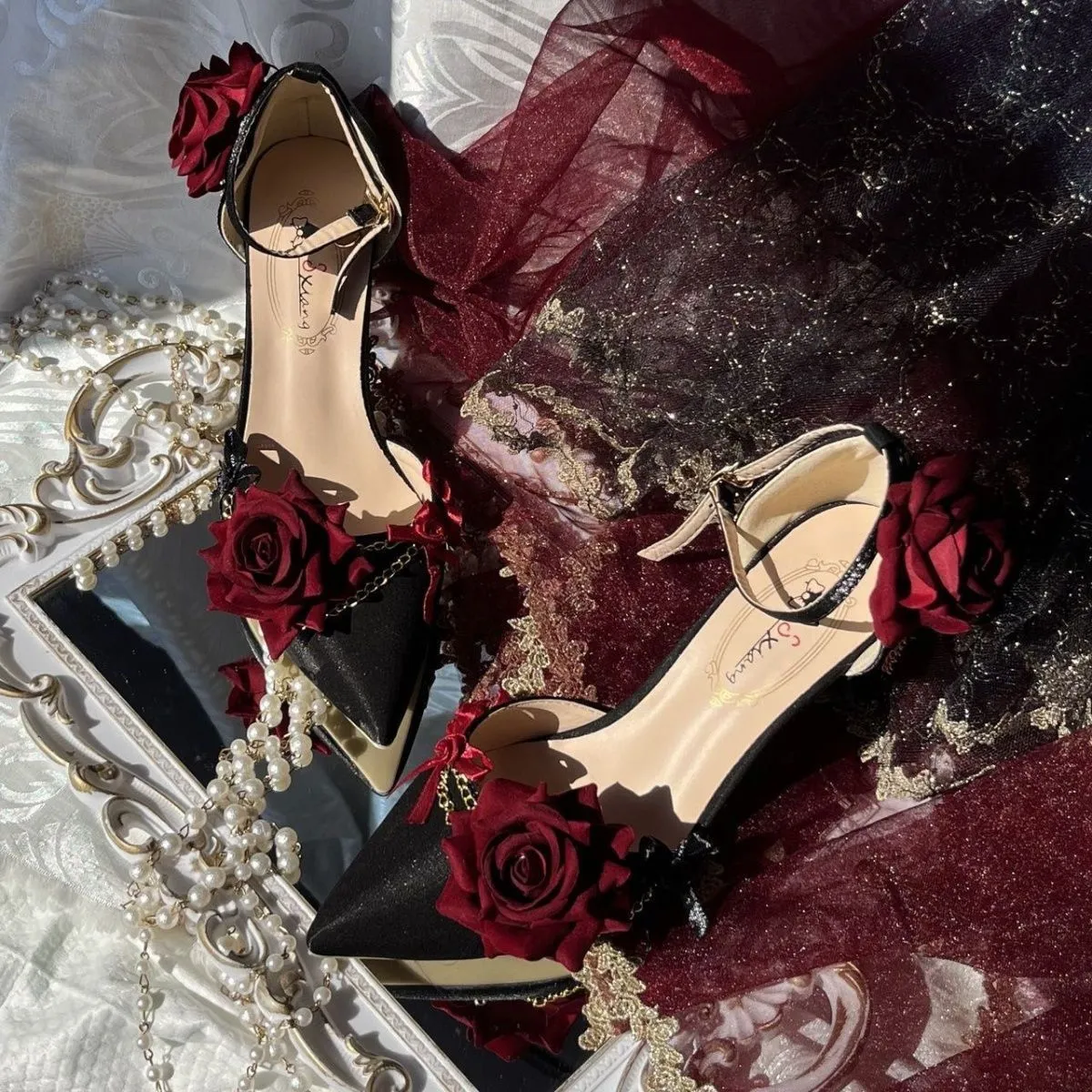 Ceremony Rose Chronicle pointed satin high-heeled wedding shoes in black and red, square toe, 5cm and 8cm heel options