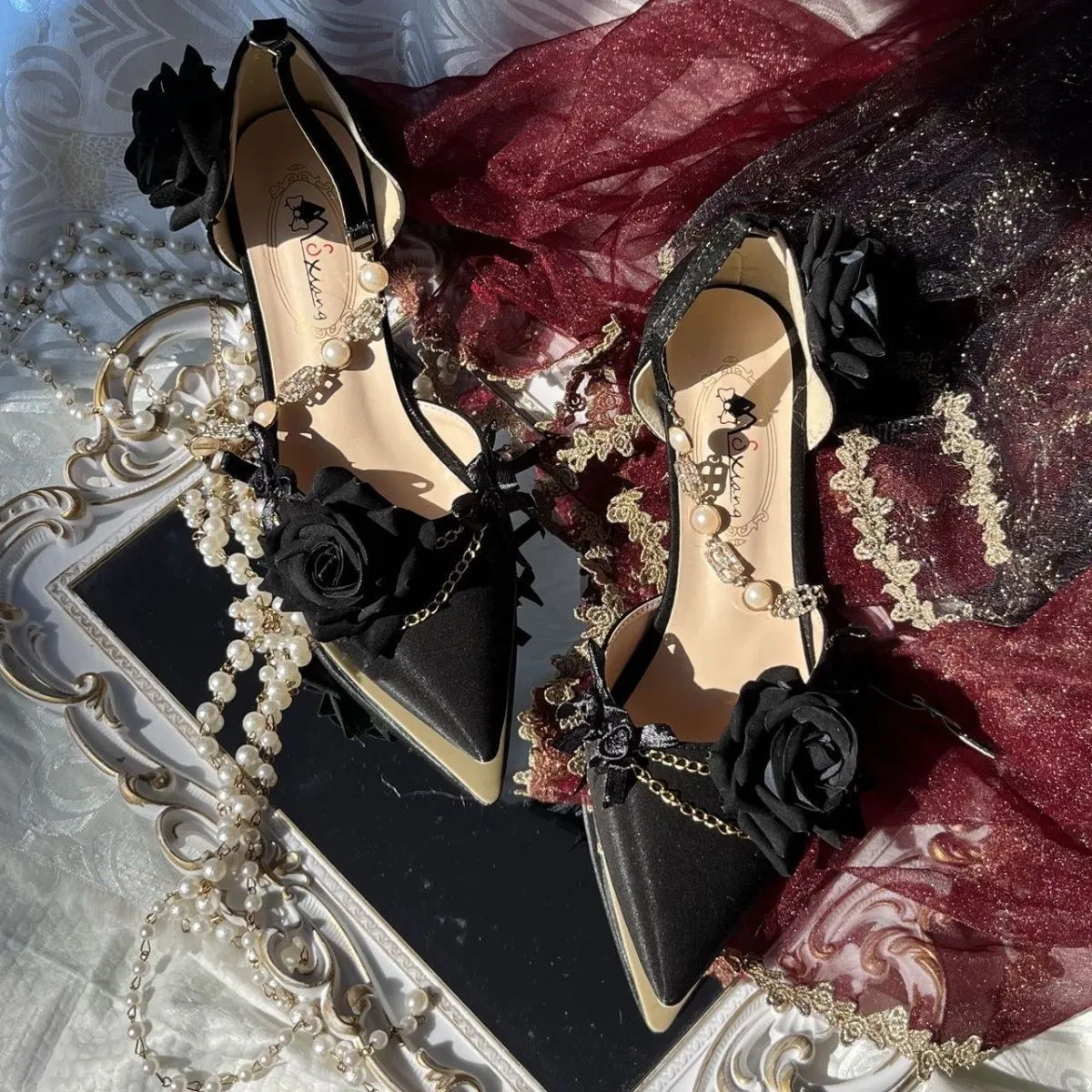 Ceremony Rose Chronicle pointed satin high-heeled wedding shoes in black and red, square toe, 5cm and 8cm heel options