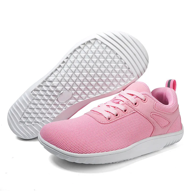 Wide-toe running sports shoes with breathable mesh upper and low-heel beef tendon sole in neutral colors
