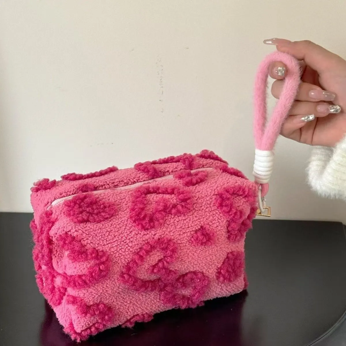 Jacquard plush cosmetic bag in milky white with large capacity and love pattern