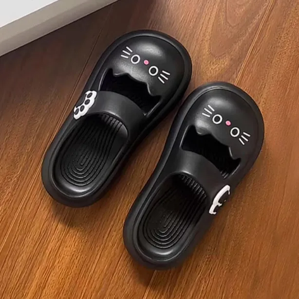 Cartoon closed-toe EVA slippers in white with thick non-slip sole