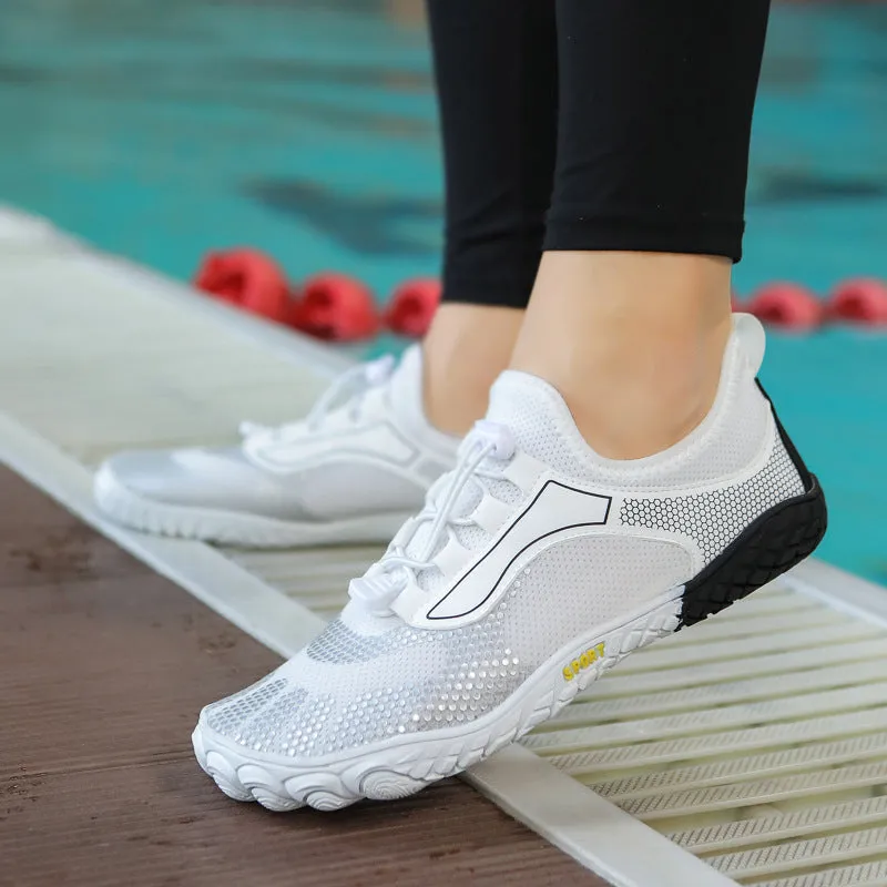 Upstream shoes with non-slip rubber sole, EVA midsole, four-sided elastic upper, low-top design in black, blue, white and black, or wine red