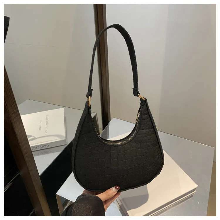 Casual felt shoulder handbag in Korean style, free size, available in multiple colours including orange red and khaki