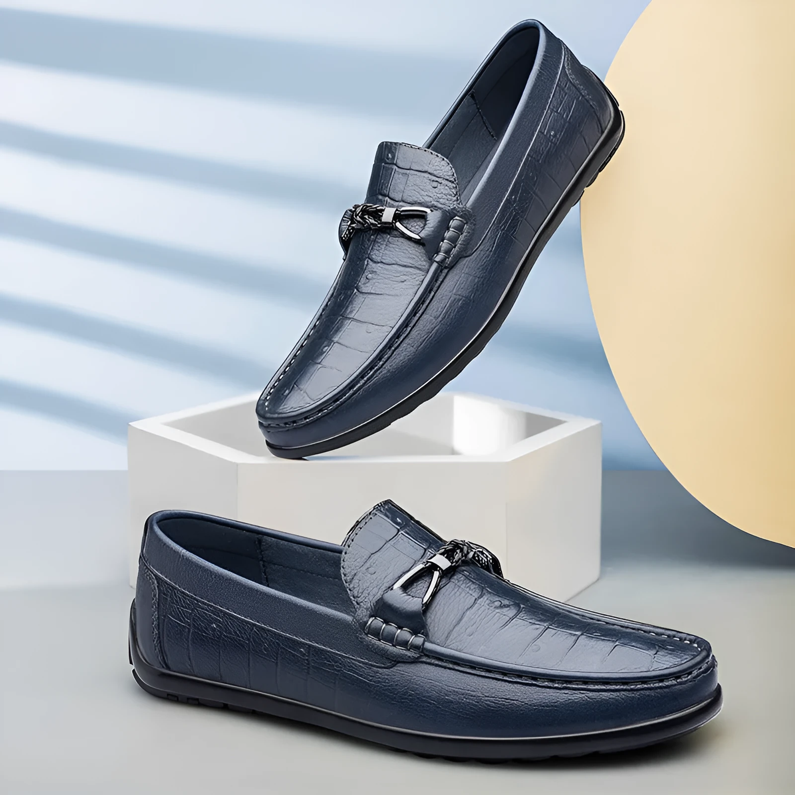 Round toe embossed casual leather shoes with flat heel in black first layer cowhide upper