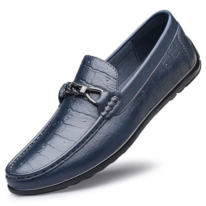 Round toe embossed casual leather shoes with flat heel in black first layer cowhide upper