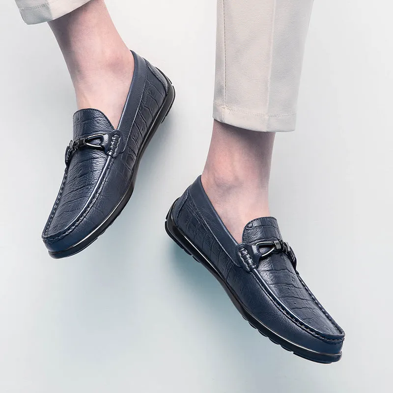 Round toe embossed casual leather shoes with flat heel in black first layer cowhide upper