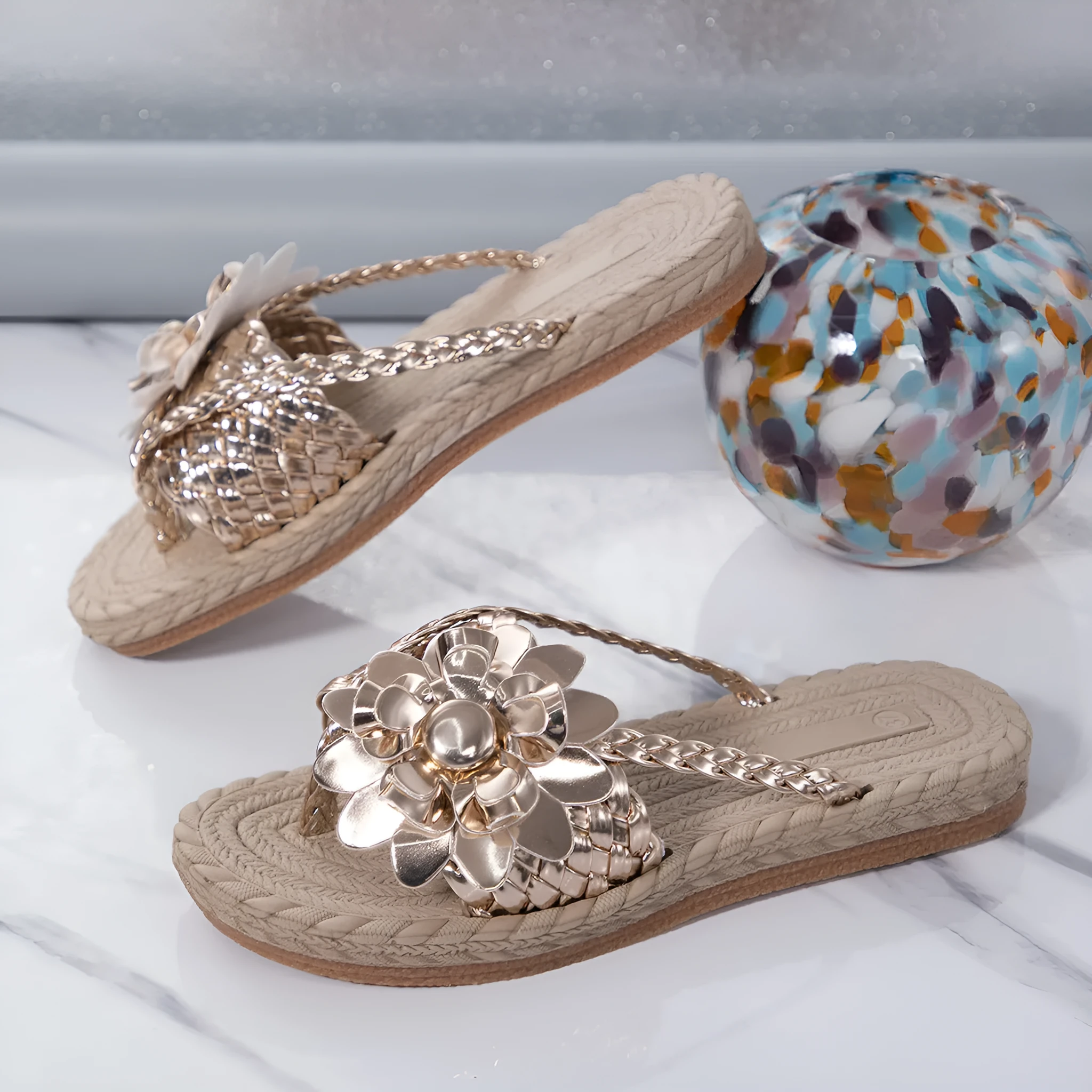 Plus size women's all-match platform sandals in solid colour with PU upper and rubber sole, side view