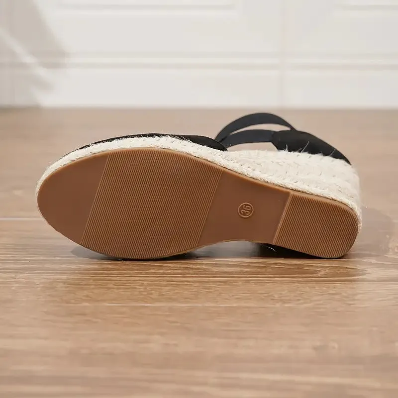 Plus size women's black sports sandals with elastic band and round toe, microfiber upper and TPR sole
