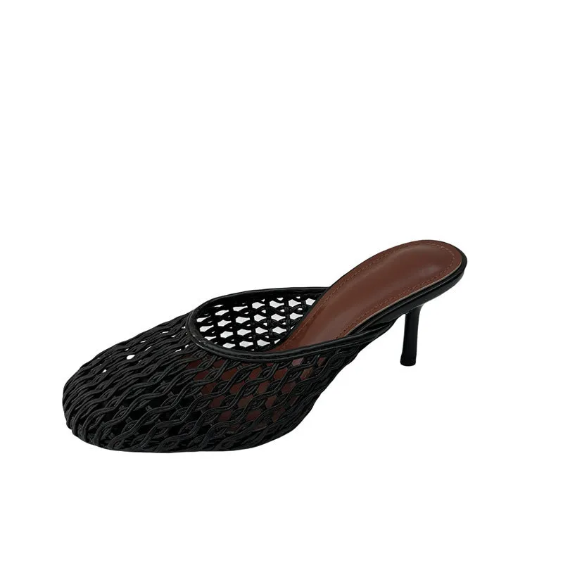 Closed toe weaving hollow sandals for women sheepskin cowhide upper PU sole black and white sizes 35 to 43