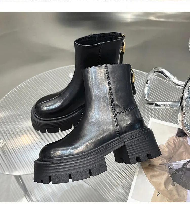 Children's chunky heel short boots in faux PU leather, black colour, round toe, back zipper, low tube design