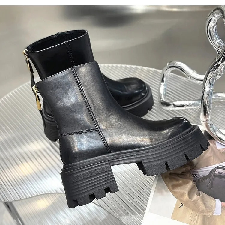 Children's chunky heel short boots in faux PU leather, black colour, round toe, back zipper, low tube design