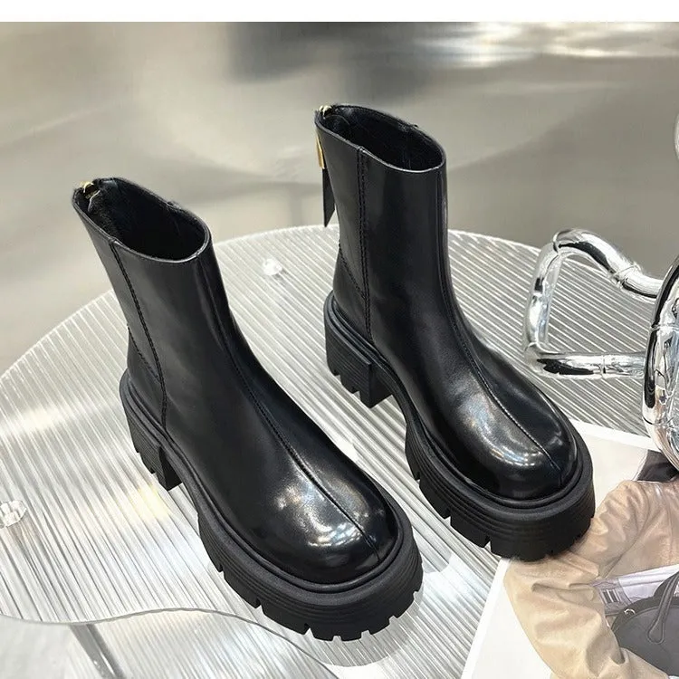 Children's chunky heel short boots in faux PU leather, black colour, round toe, back zipper, low tube design