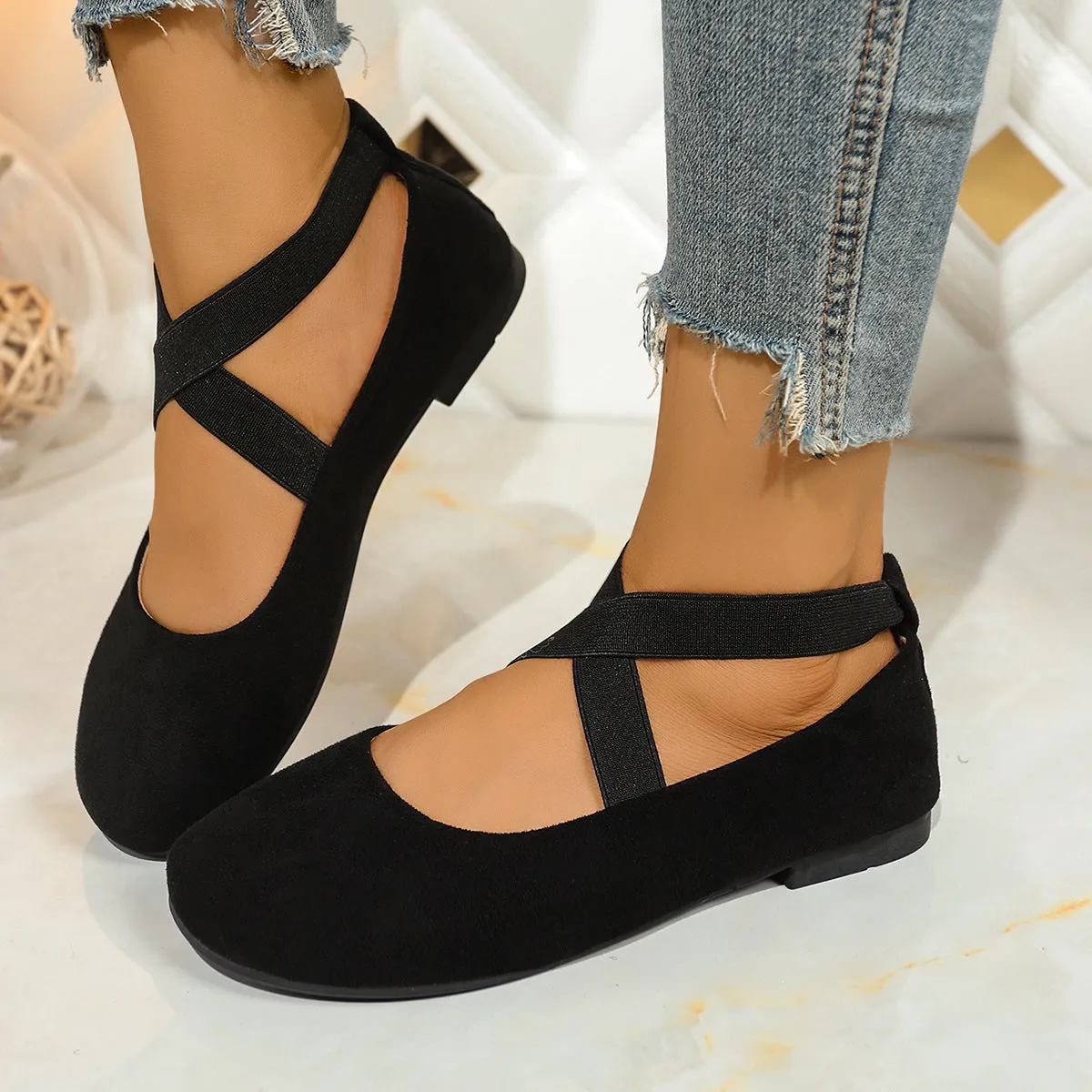 Plus size round toe flat bottom women's shoes in black with ankle bandage cloth and cotton cloth upper