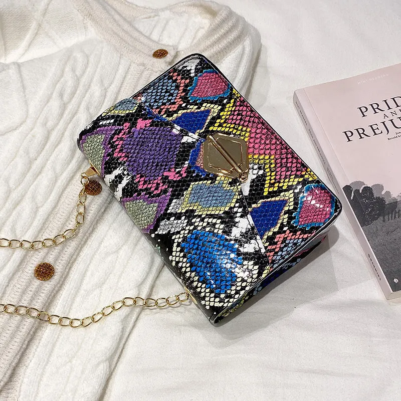 Rainbow Cloud Mist chain bag clamshell handbag PU leather crossbody in light gray with snake texture and chain detail
