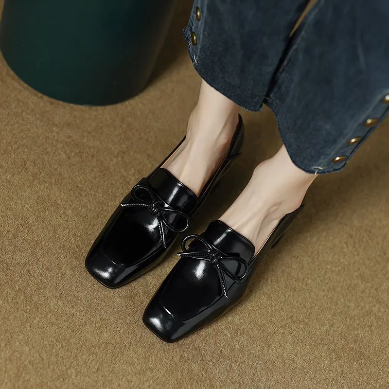 Retro square toe chunky heel leather shoes for women, black colour, PU upper, rubber sole, low heel on wooden floor