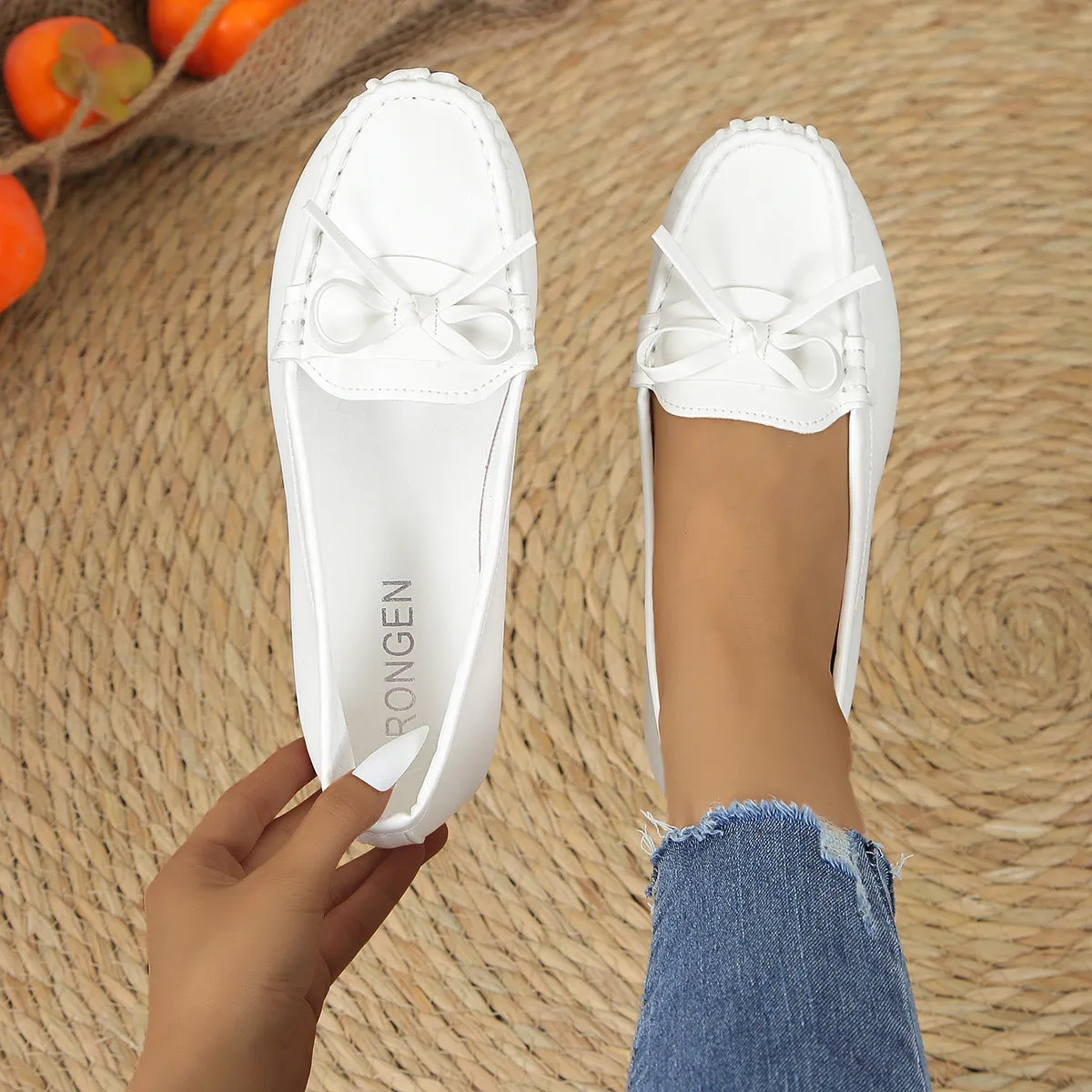Casual bowknot flat shoes women soft-soled loafers slip-on round toe patent leather black