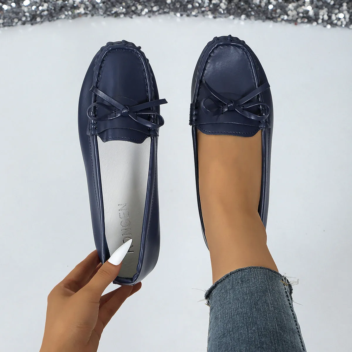 Casual bowknot flat shoes women soft-soled loafers slip-on round toe patent leather black