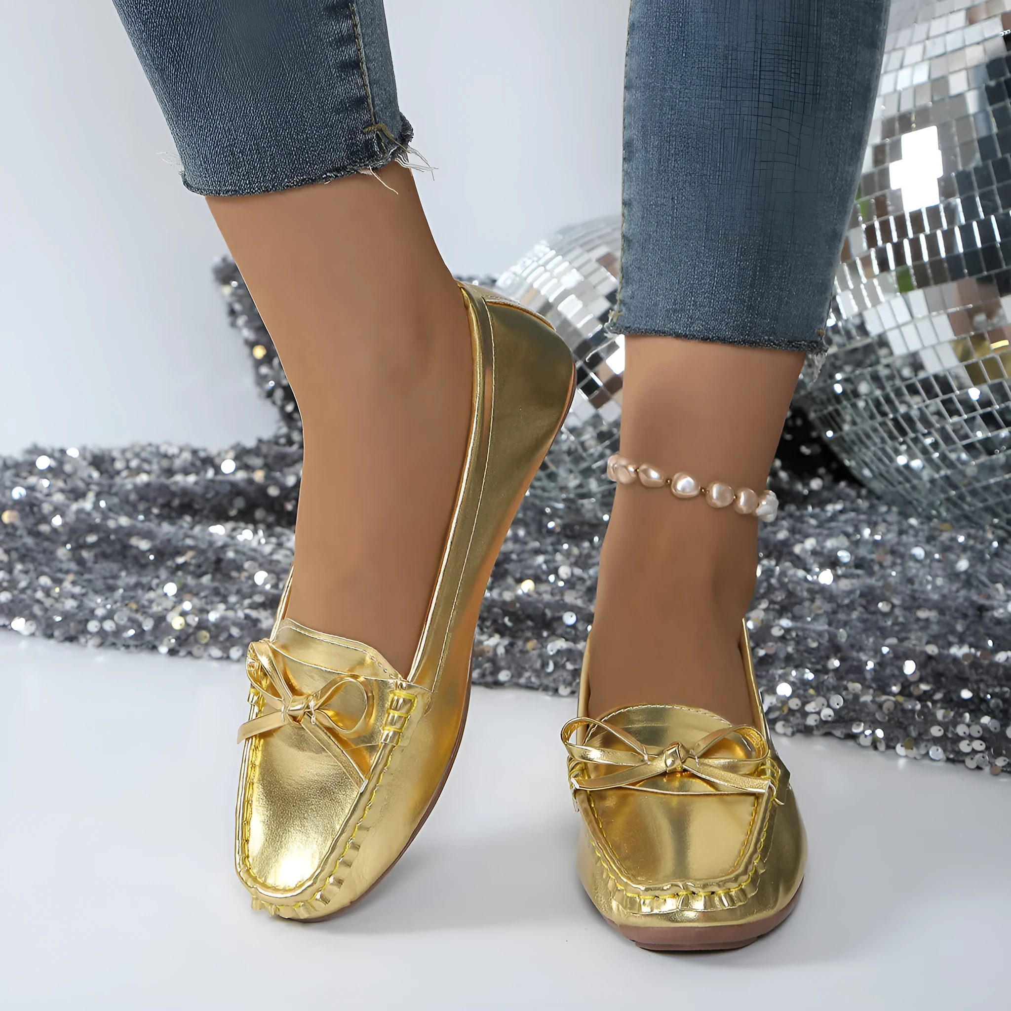 Casual bowknot flat shoes women soft-soled loafers slip-on round toe patent leather black