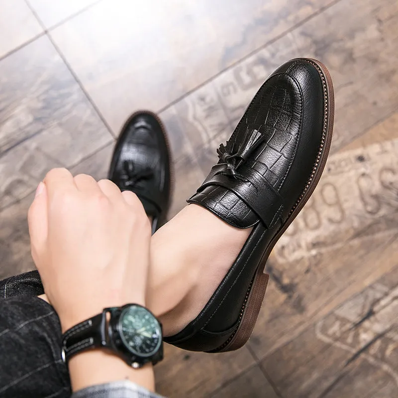 Men's spring leisure artificial PU leather shoes with sewing thread detail, low-top round toe, in black G576 and brown G576