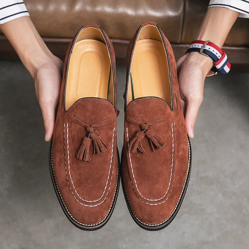 Men's casual suede cowhide leather shoes in brown with rubber sole and round toe
