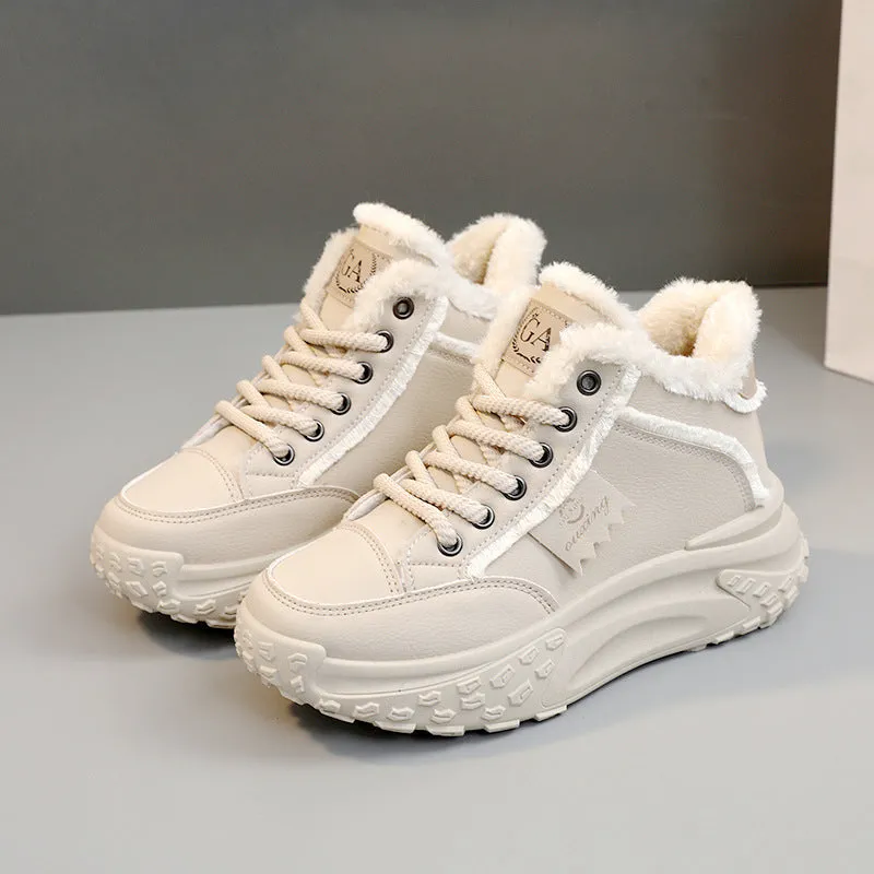 Ladies casual low top sneakers in white with thick rubber sole and round toe