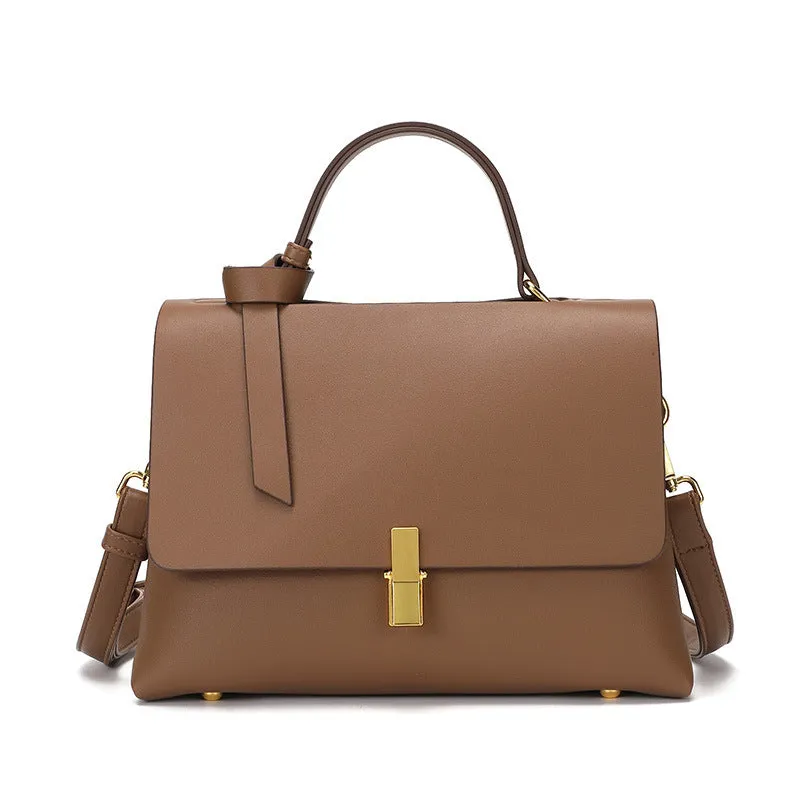 Genuine leather messenger bag with clamshell opening, horizontal square shape, 29x10x20cm, in khaki colour