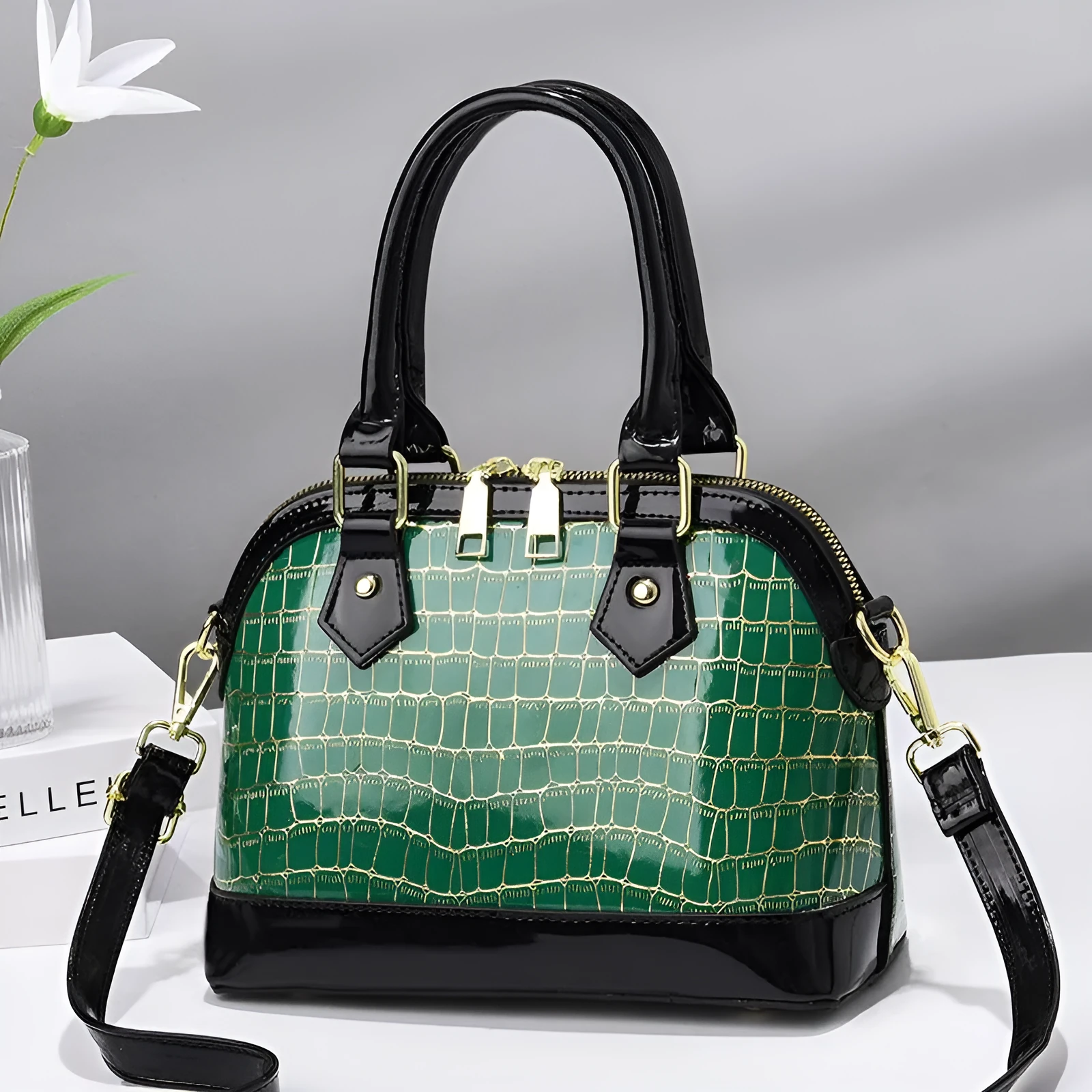Women's PU crossbody bag shell shape patent leather finish metal detail solid colour daily handbag