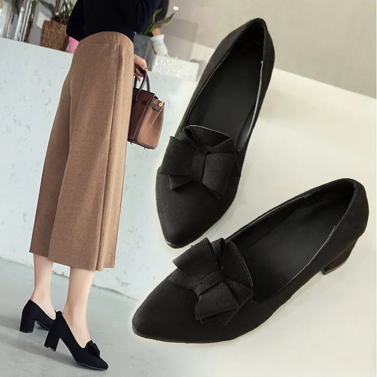 Pointy chunky medium heel shoes in black nubuck with 5.5cm block heel