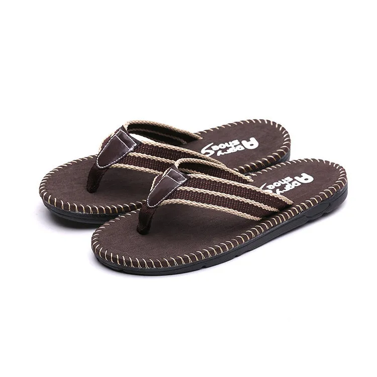 Men's flip-flops in Black, Gray, and Khaki on display with size chart showing foot lengths 250-270mm.