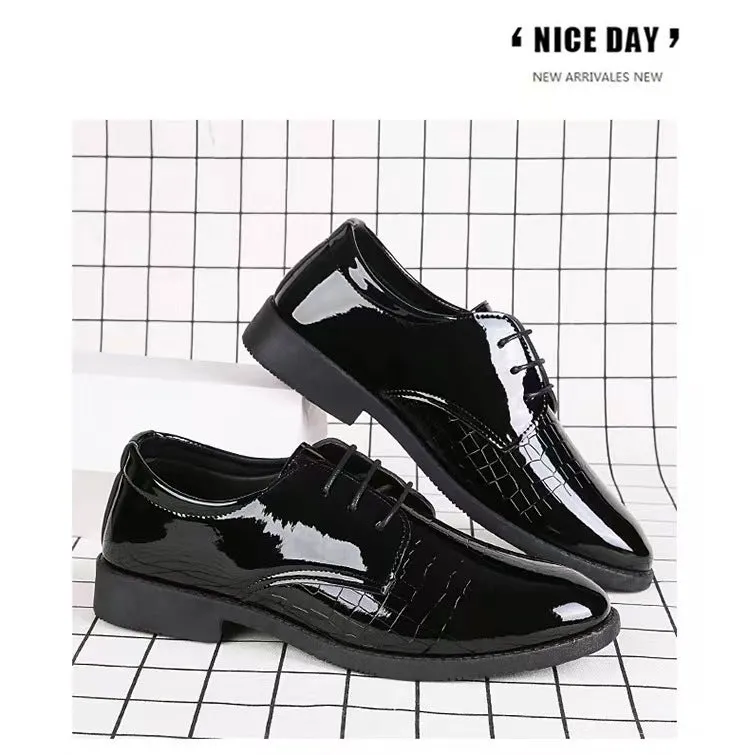 Autumn men's British style leather shoes low top round toe metal detail black 3303