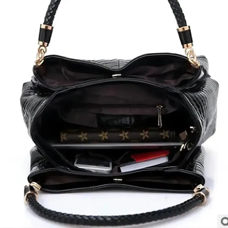 Women's large capacity tote bag with crocodile print and bright face detail, black PU, 36x11x29cm shoulder bag