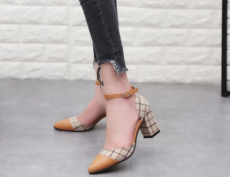Thick heel high heels with buckle fastening, black colour, 7.5cm heel, side view