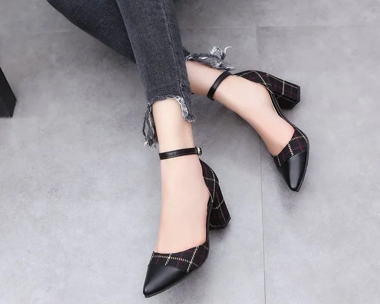 Thick heel high heels with buckle fastening, black colour, 7.5cm heel, side view