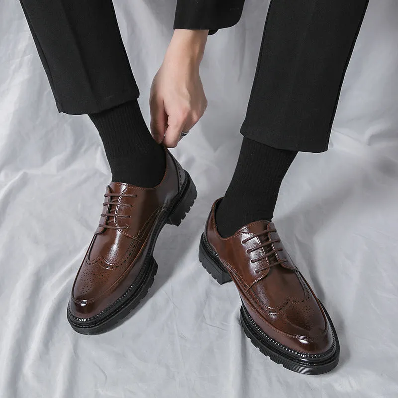 Plus size men's brogue shoes in black, British style, PU upper, low top, rubber sole