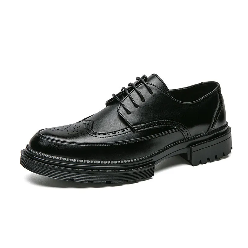 Plus size men's brogue shoes in black, British style, PU upper, low top, rubber sole