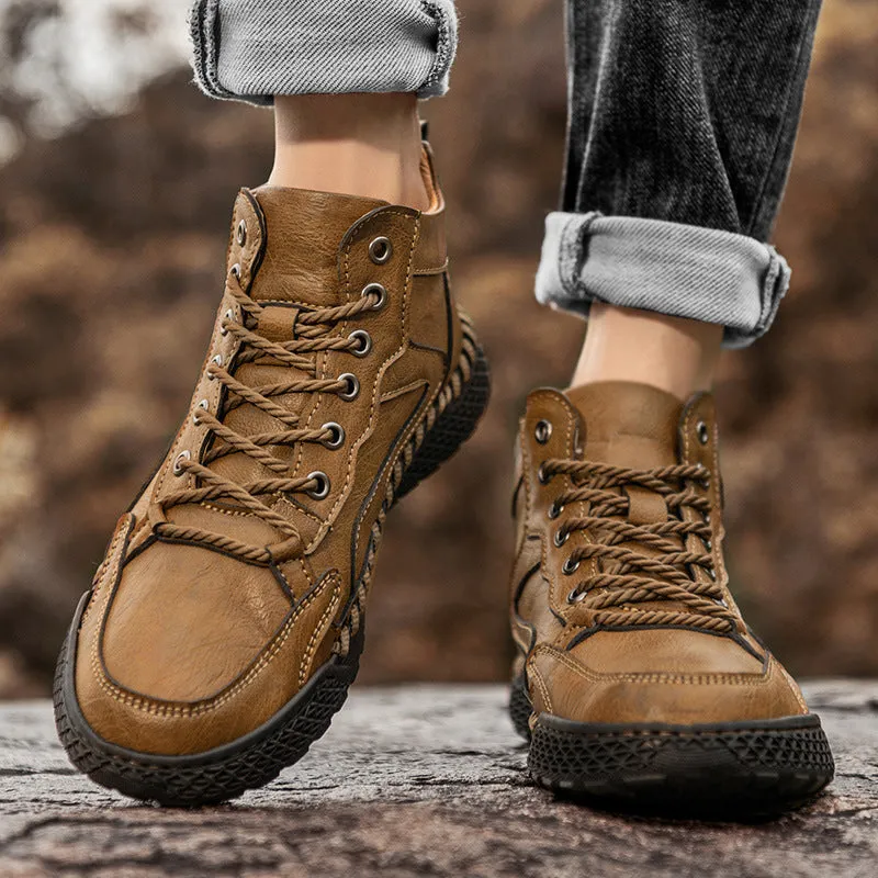 Winter plush insulated high top leather shoes for men in black with rubber sole