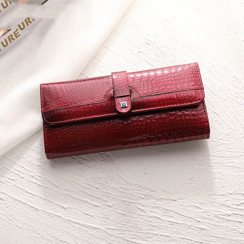 Women's genuine leather compact wallet in solid colour, size 19x10x3cm, available in wine red, black, peacock blue, brown