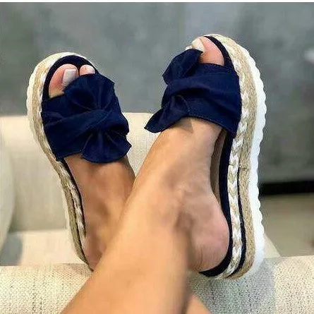 Platform wedge heel ladies bow sandals in cloth with imitation leather lining, size 35-43, multiple colours