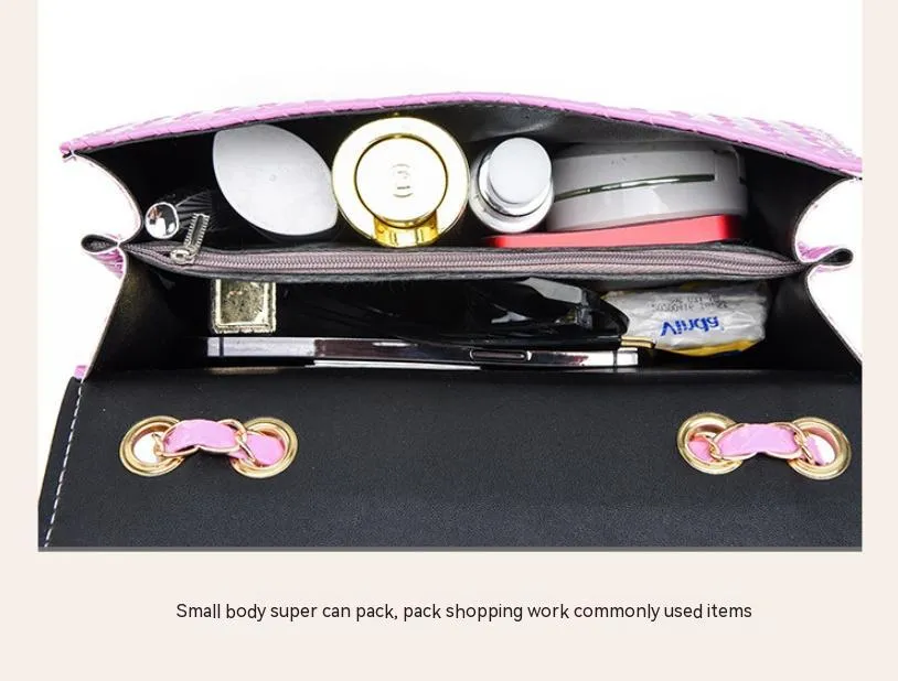 Women's PU chain shoulder messenger bag, solid colour, clamshell opening, with weave detail, available in black pink purple white