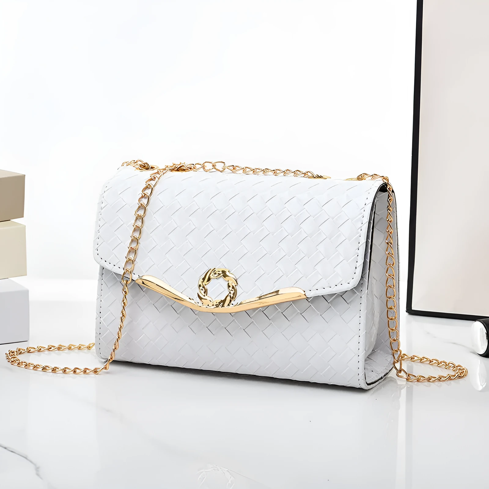 Women's PU chain shoulder messenger bag, solid colour, clamshell opening, with weave detail, available in black pink purple white