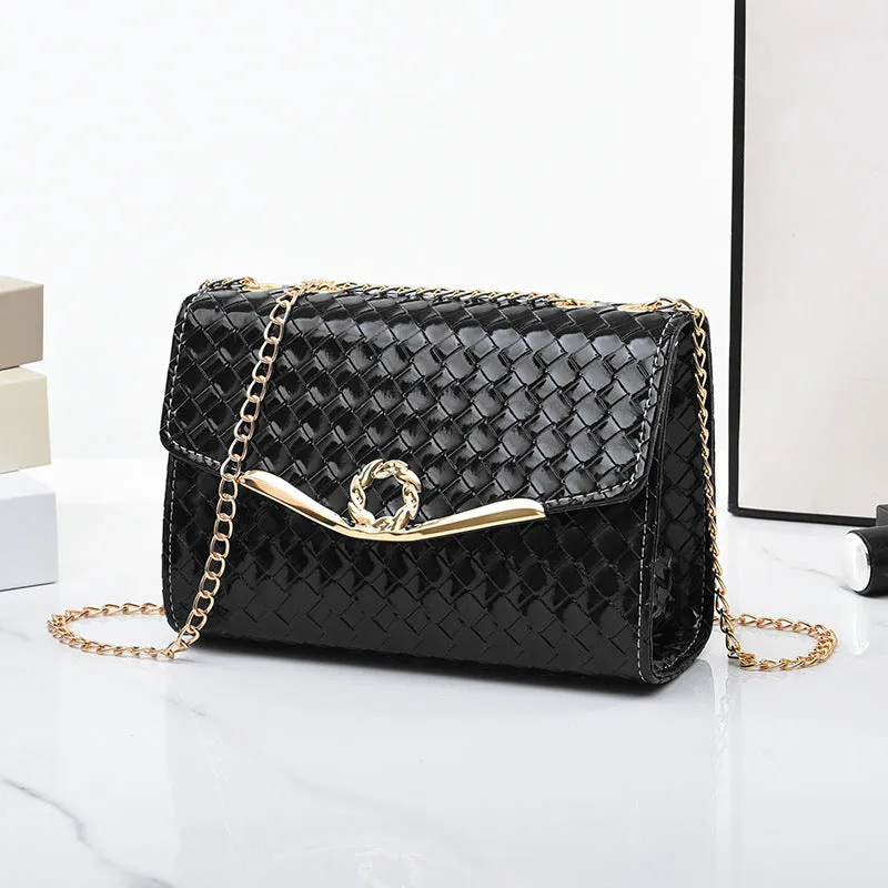 Women's PU chain shoulder messenger bag, solid colour, clamshell opening, with weave detail, available in black pink purple white