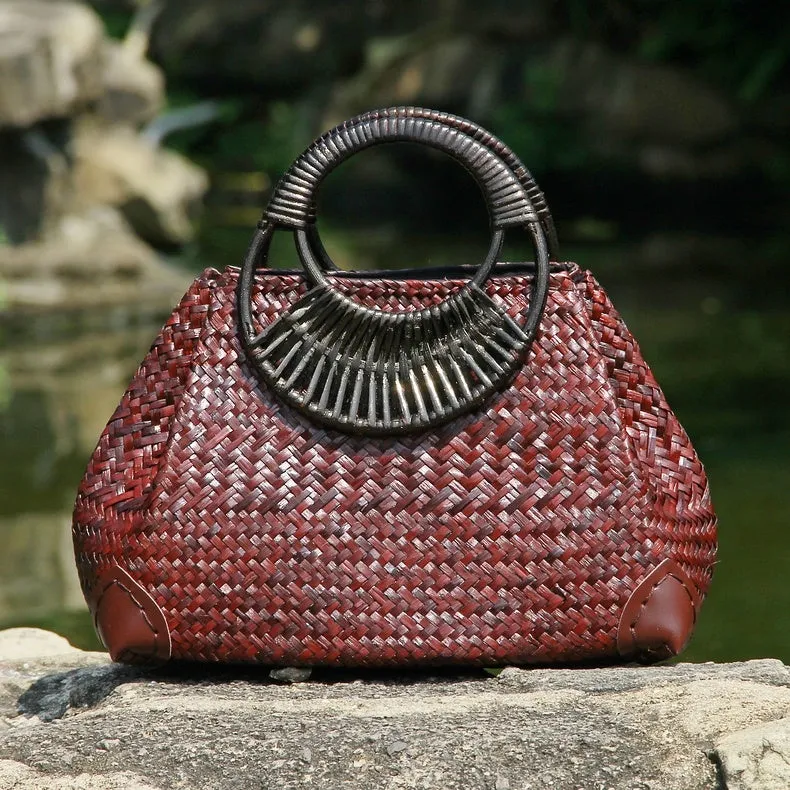 Handwoven rattan straw bag with wooden handle and cotton lining, 32 cm, in khaki colour