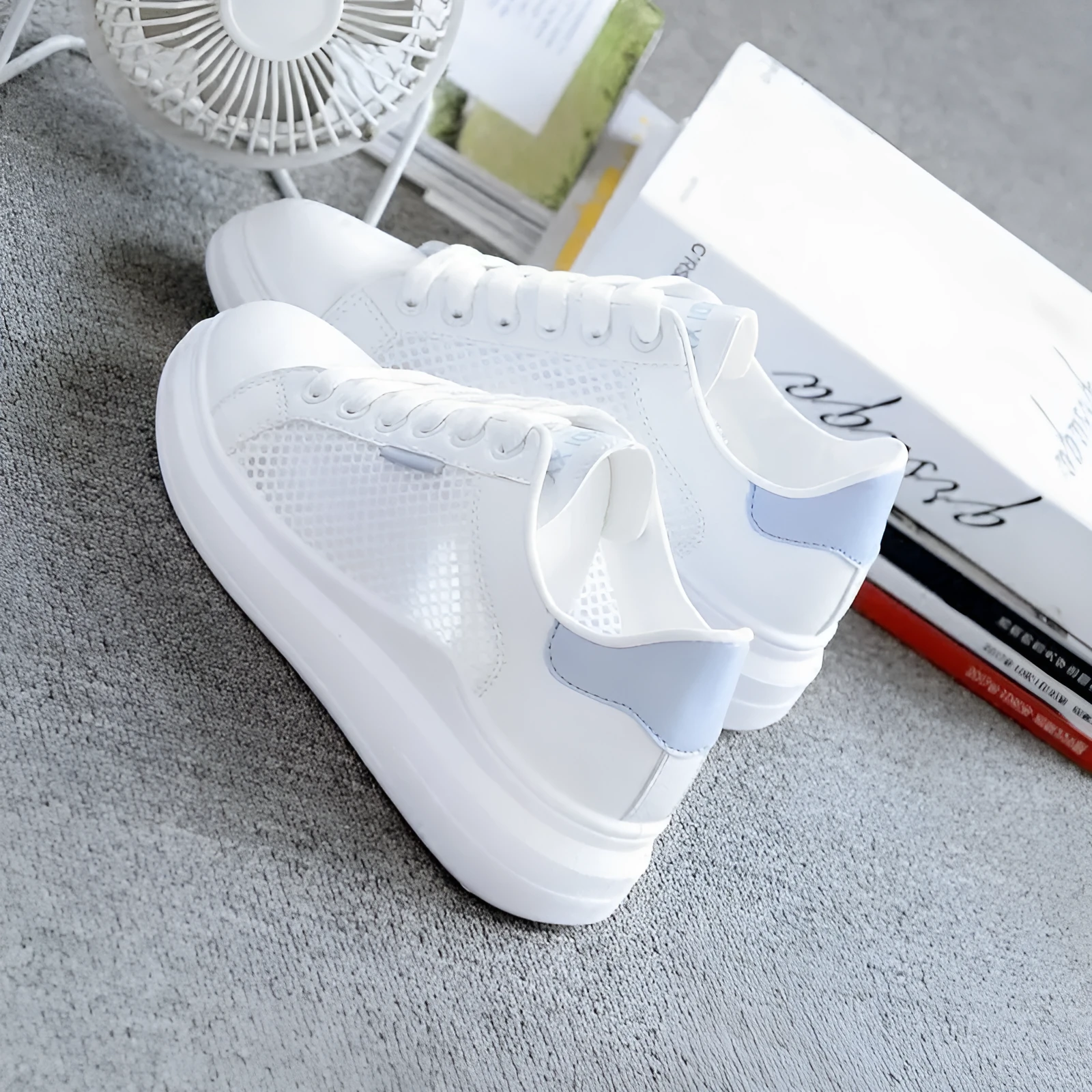 Women's casual mesh breathable sneakers, lightweight lace-up with rubber sole, available in black, light blue, pink