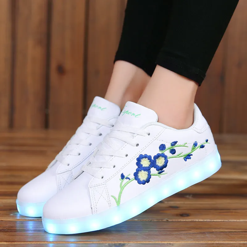 Ladies' sneakers in white blue green with space PU upper and transparent TPR sole, size 37