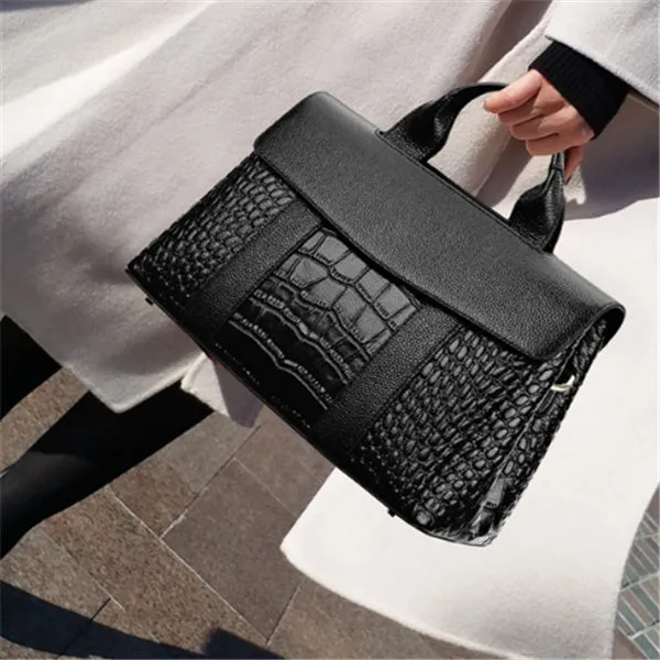Simple women's black shoulder bag with PU lining, large size 36cm width, structured shape
